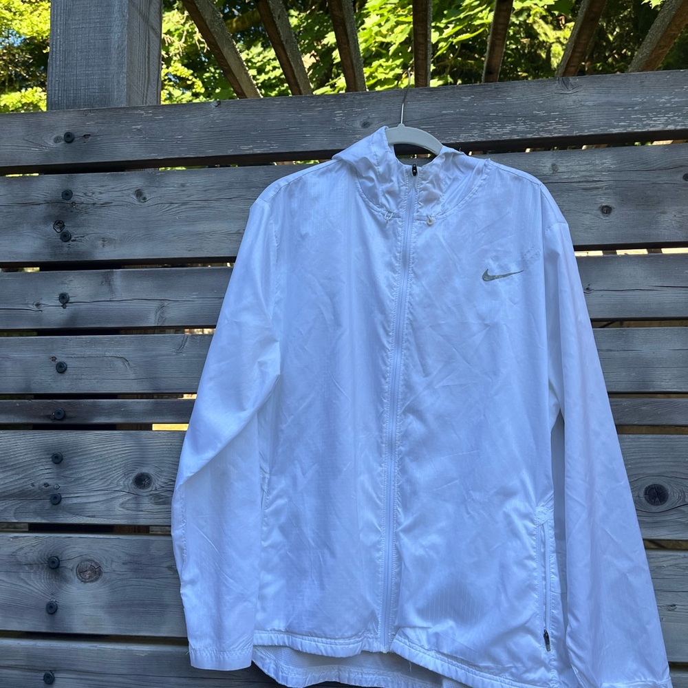 Nike White Windbreaker women’s Jacket